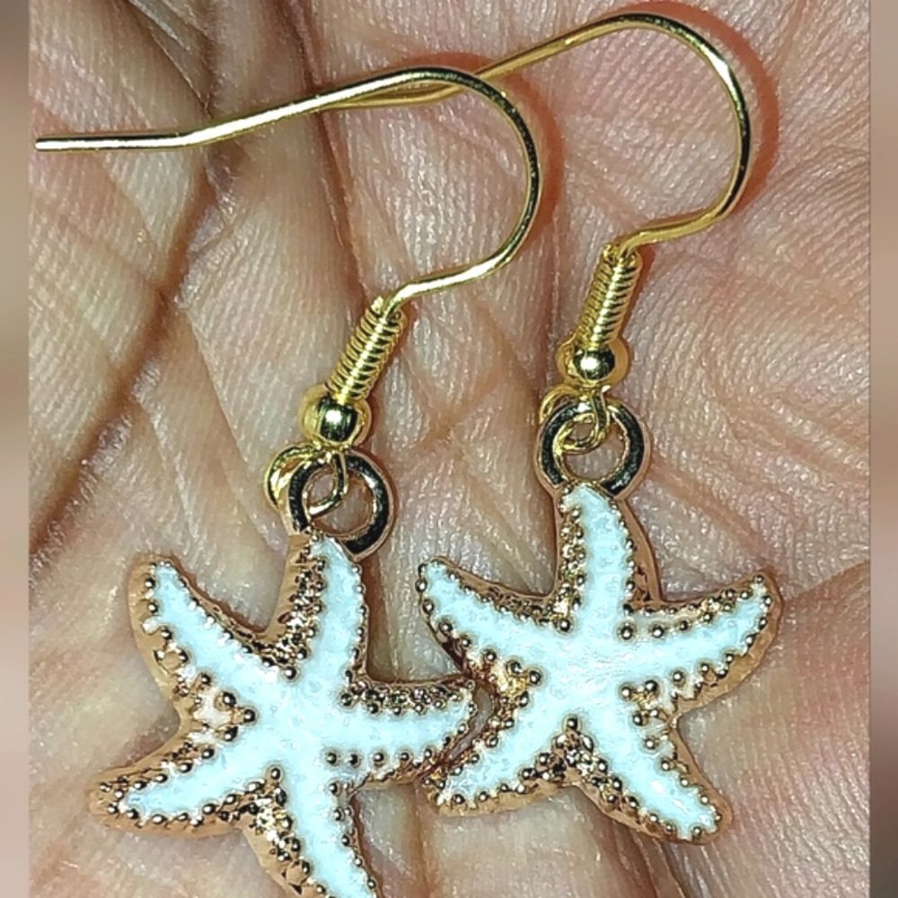 Hand crafted star fish character earrings for women and kids